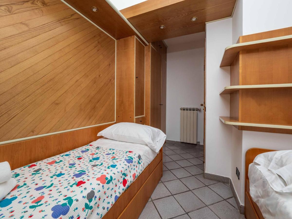 Maison Rosa Meta Extérieur photo